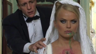 Dora Venter - Blood-Hungry Bride [MandyIsKinky.com, 45032, 16.10.2007].mp4